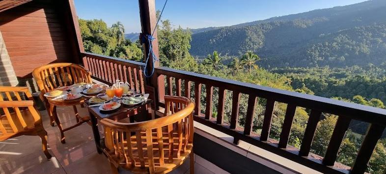 Maliana Homestay Munduk Exteriör bild