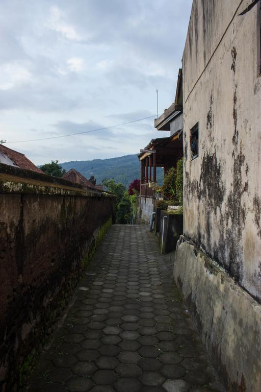 Maliana Homestay Munduk Exteriör bild
